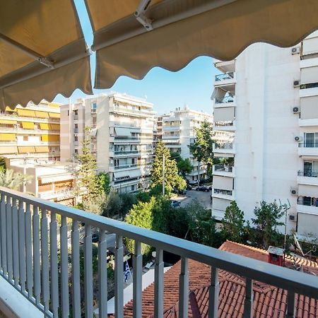 Luxury 1-Bedroom Apartment By The Sea In Athènes Extérieur photo