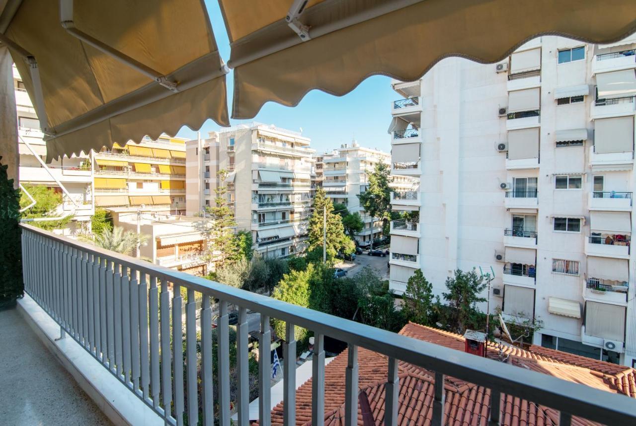 Luxury 1-Bedroom Apartment By The Sea In Athènes Extérieur photo