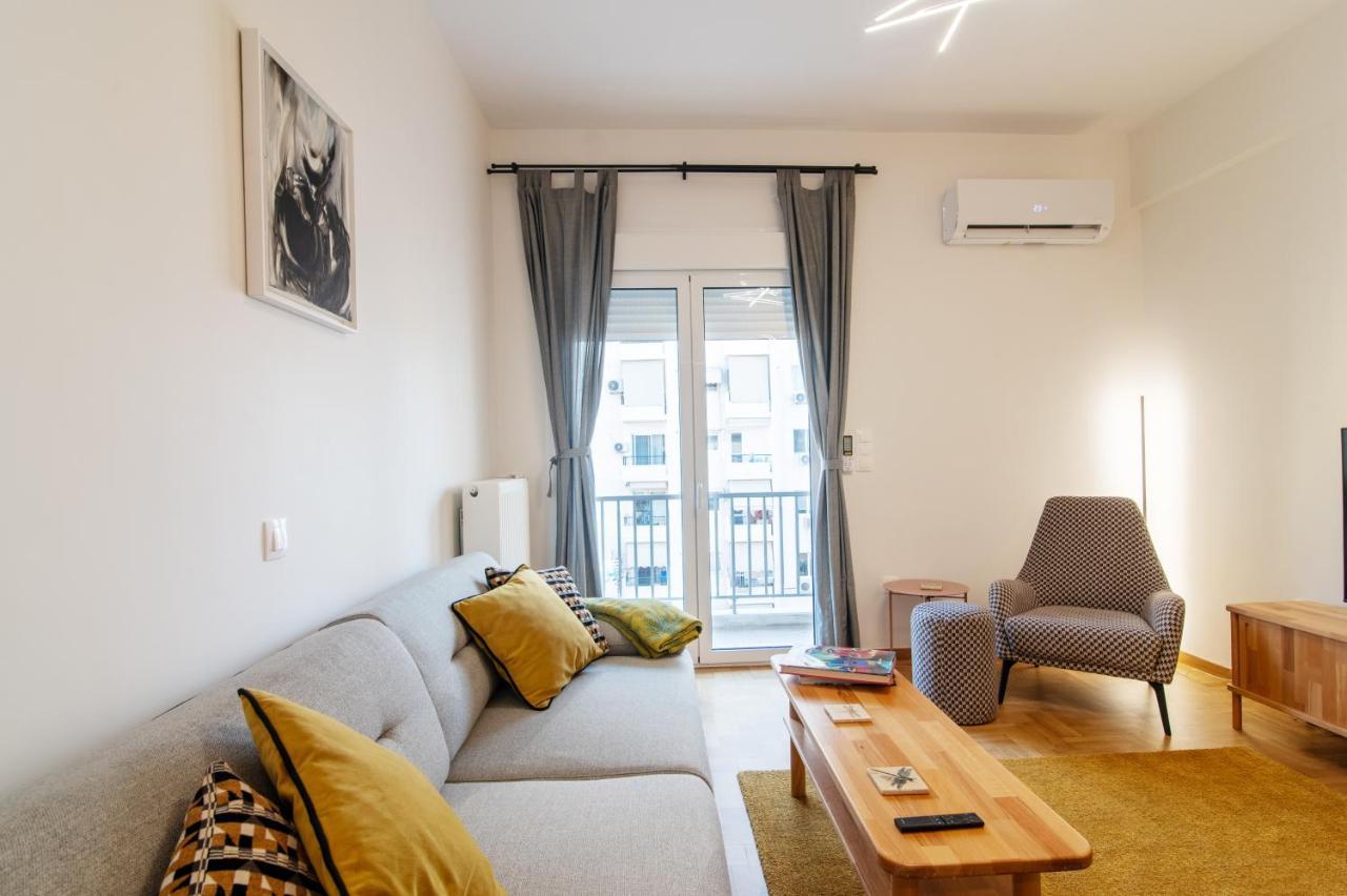 Luxury 1-Bedroom Apartment By The Sea In Athènes Extérieur photo