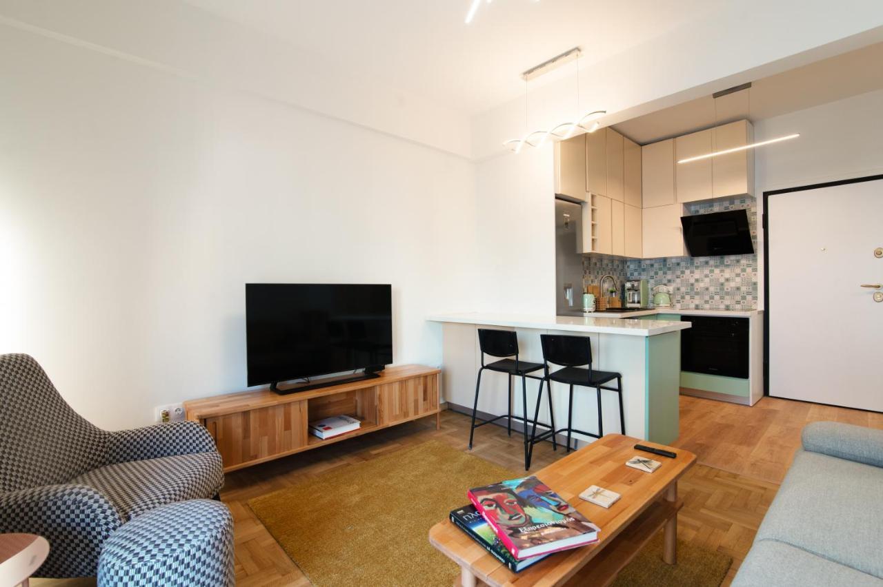 Luxury 1-Bedroom Apartment By The Sea In Athènes Extérieur photo